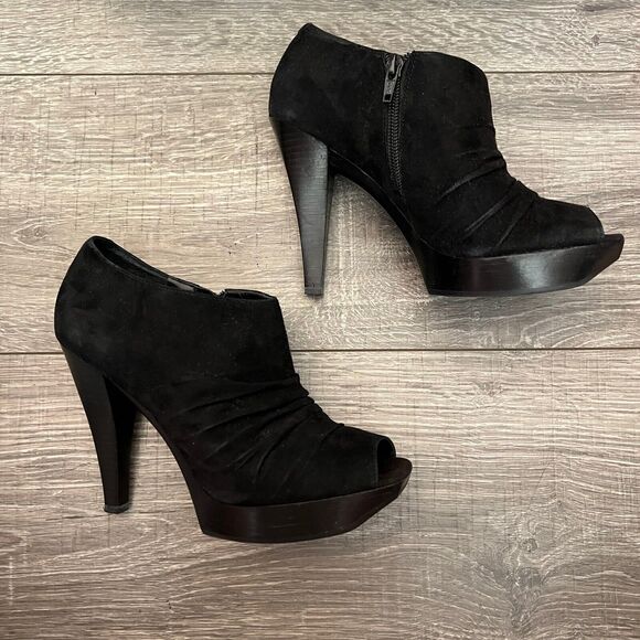 BCBG Heels Womens size 6.5 B 36.6 EU Black Suede Platform Zip Peep Toe Booties - Picture 4 of 14